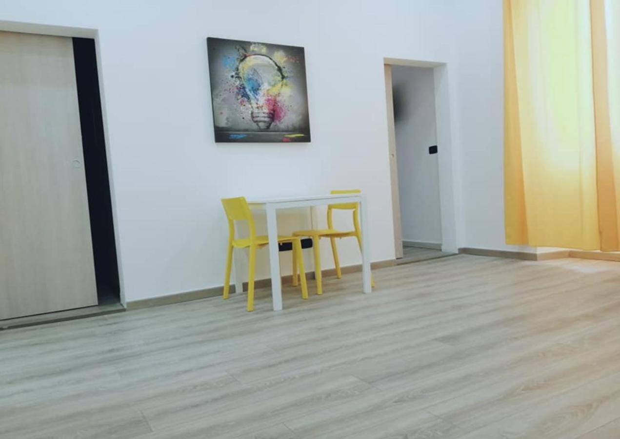 Appartamento Nuovo A 1 Minuto Dal Porto ليفورنو المظهر الخارجي الصورة